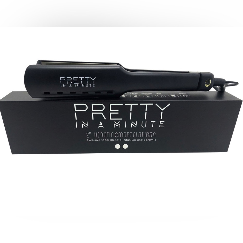 Pretty in a minute hair straightener